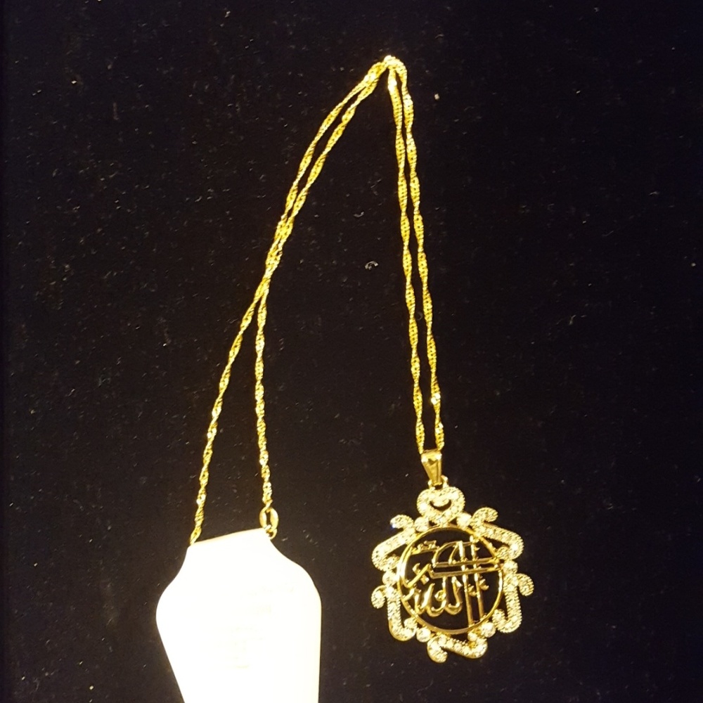 Jewelry - Picture 3 of 3